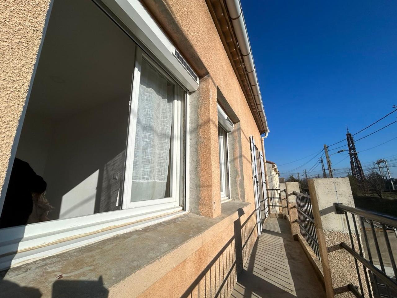 Appartement Les Voyages De Romane Нарбон Екстериор снимка