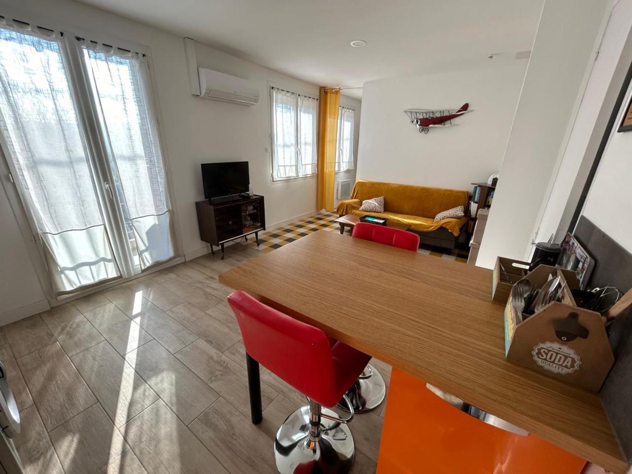 Appartement Les Voyages De Romane Нарбон Екстериор снимка