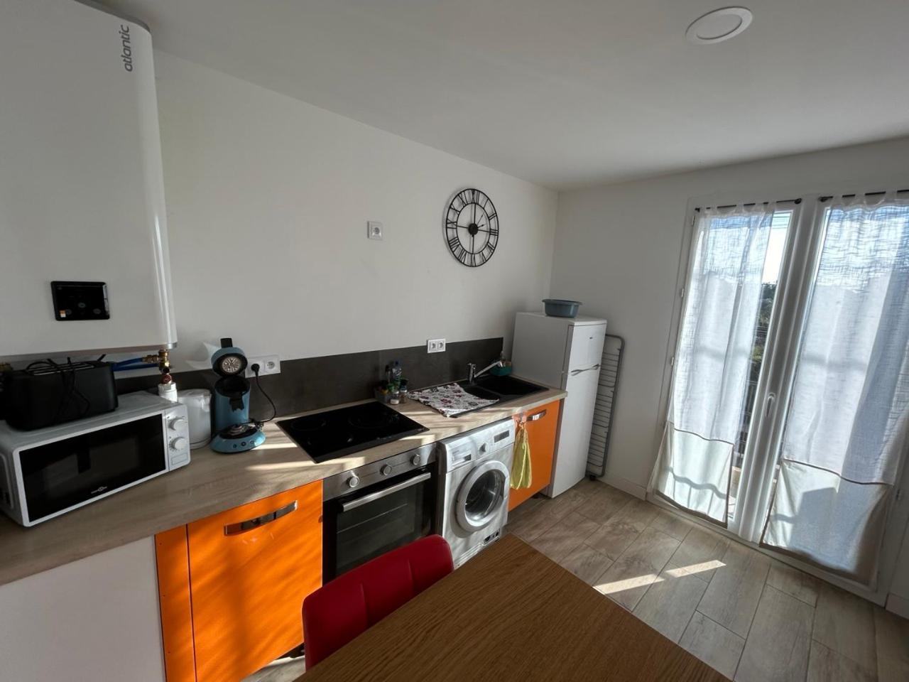 Appartement Les Voyages De Romane Нарбон Екстериор снимка
